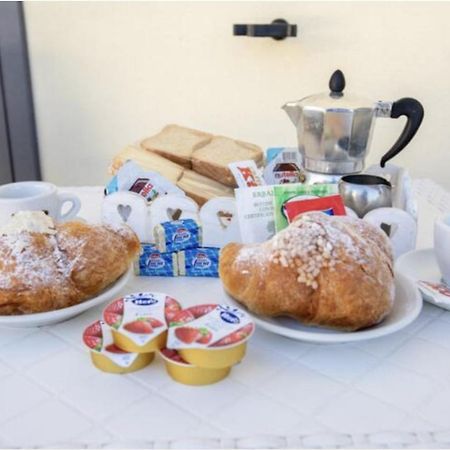 La Razza Home&Restaurant Gragnano Bagian luar foto