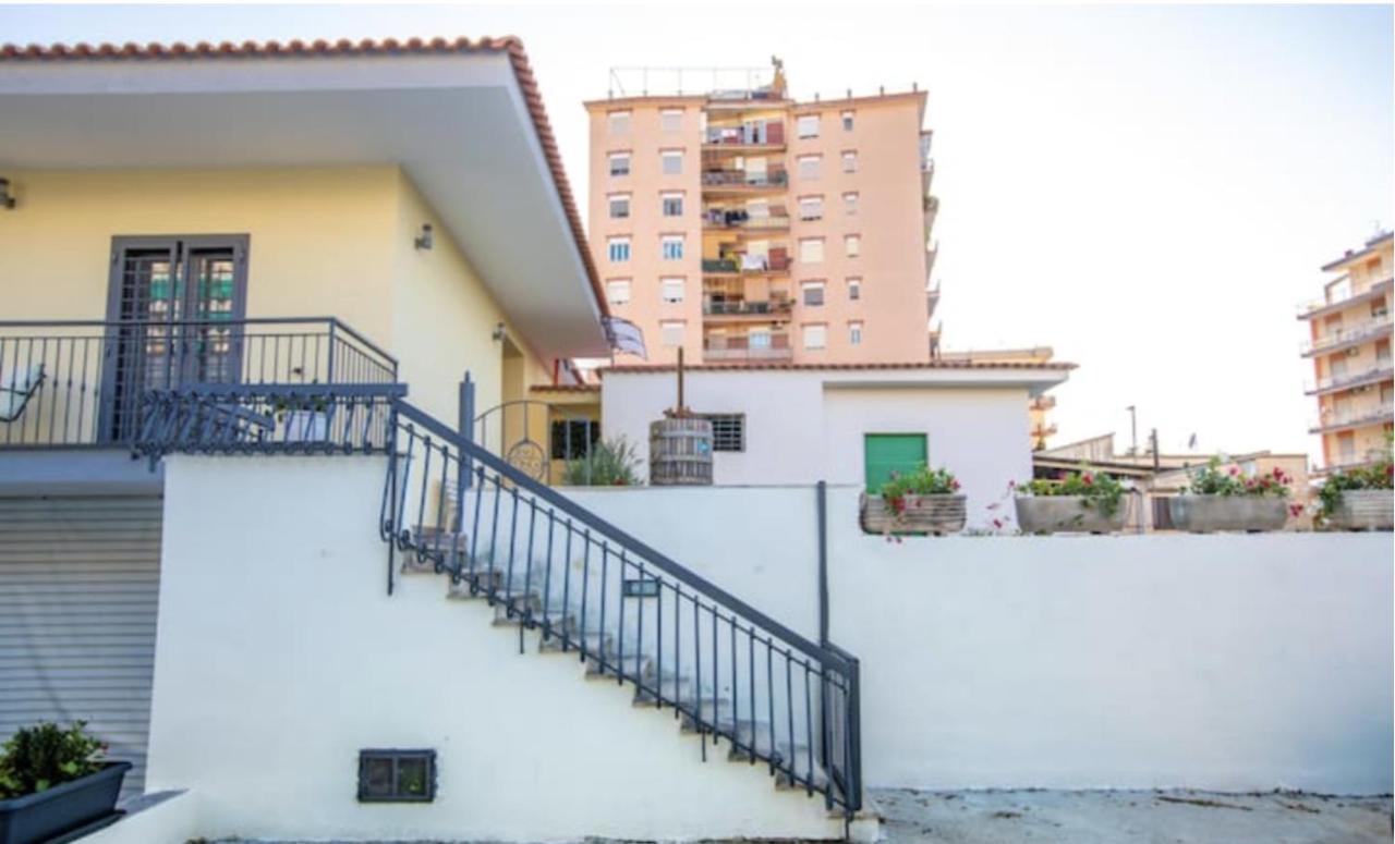 La Razza Home&Restaurant Gragnano Bagian luar foto