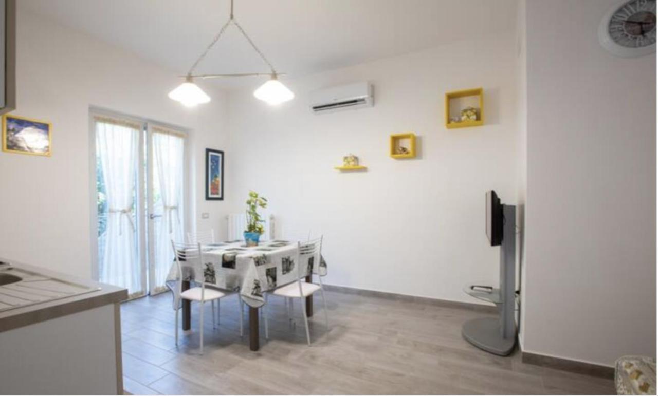 La Razza Home&Restaurant Gragnano Bagian luar foto